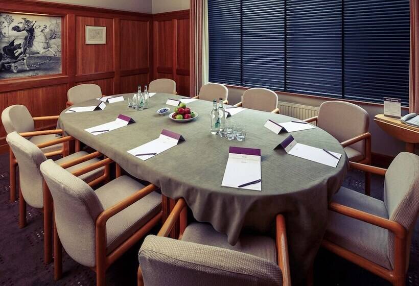 Отель Mercure Norwich