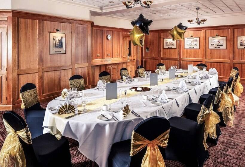 Отель Mercure Norwich