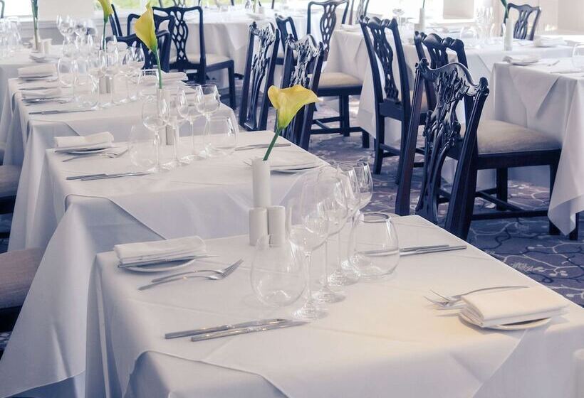 ホテル Mercure St Albans Noke