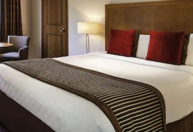 ホテル Mercure St Albans Noke