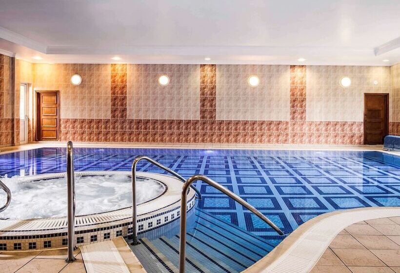 ホテル Mercure St Albans Noke