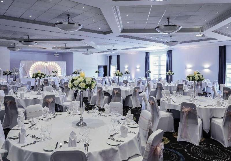 酒店 Mercure Telford Centre