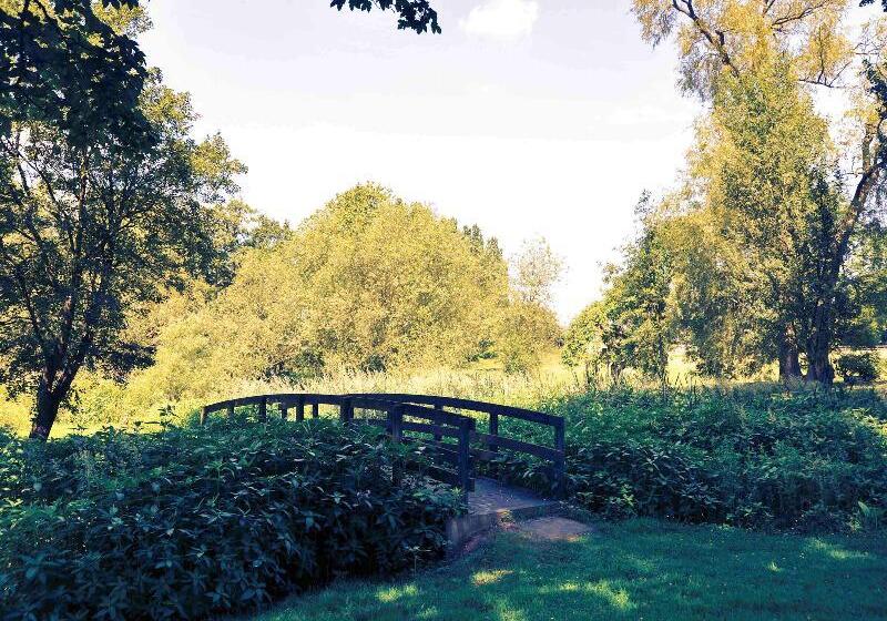 Отель Mercure York Fairfield Manor