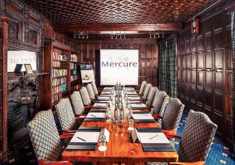 Отель Mercure York Fairfield Manor