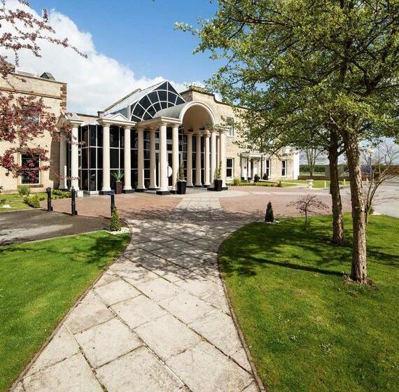 Отель Mercure York Fairfield Manor