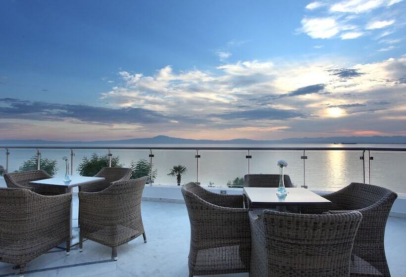 호텔 Messinian Bay