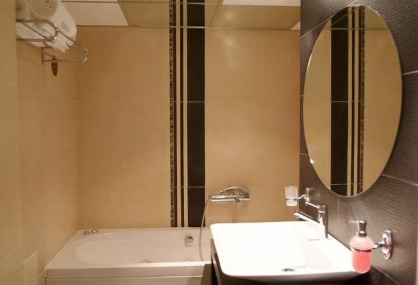 호텔 Messinian Bay