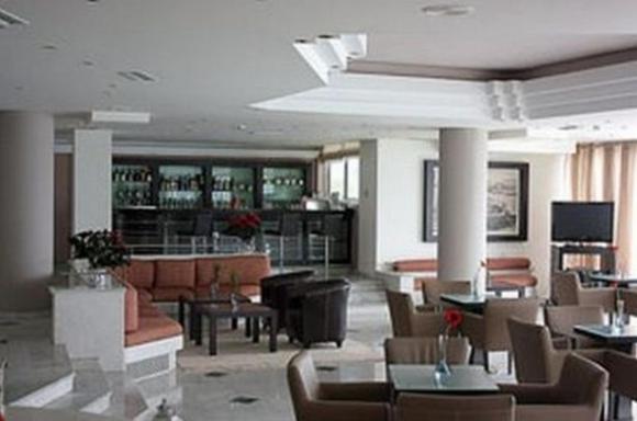 호텔 Messinian Bay