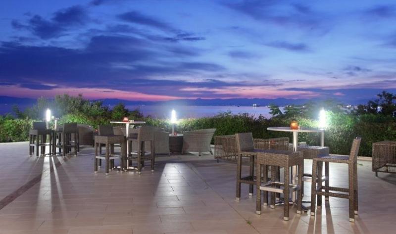 호텔 Messinian Bay