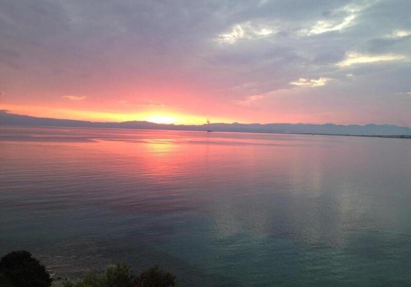 호텔 Messinian Bay