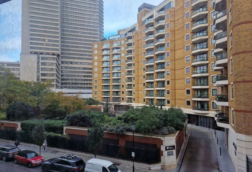 Millennium Hotel And Conference Centre Gloucester London