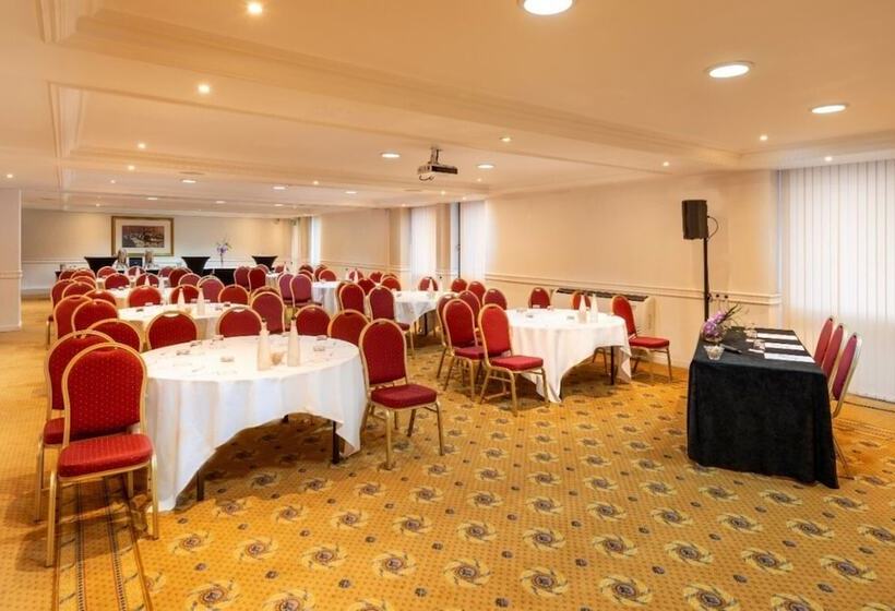 Millennium Hotel And Conference Centre Gloucester London