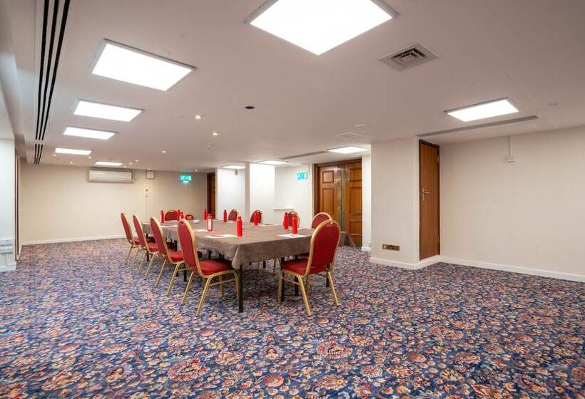 Millennium Hotel And Conference Centre Gloucester London