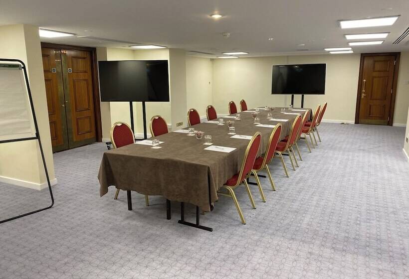 Millennium Hotel And Conference Centre Gloucester London
