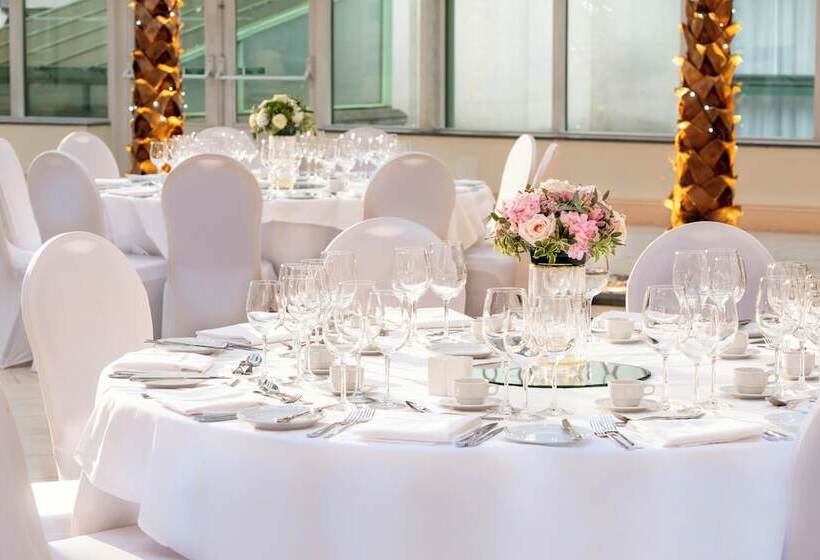 Millennium Hotel And Conference Centre Gloucester London