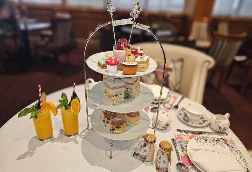 Millennium Hotel And Conference Centre Gloucester London