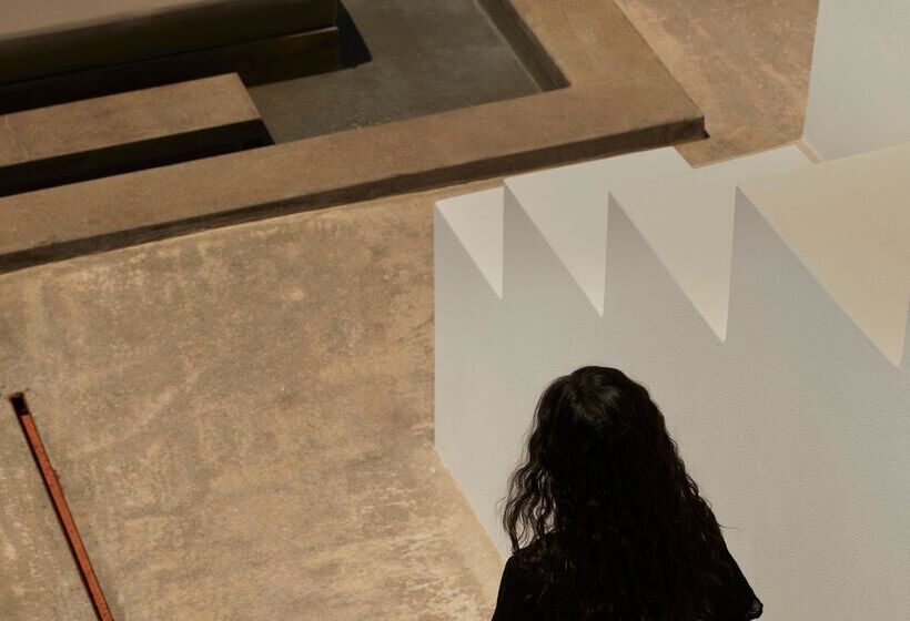 Minos Beach Art Hotel, A Member Of Design Hotels