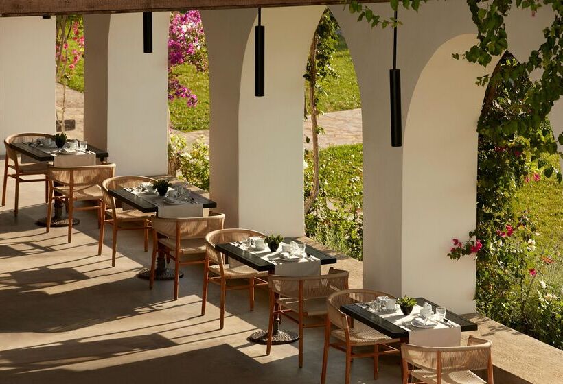 Minos Beach Art Hotel, A Member Of Design Hotels