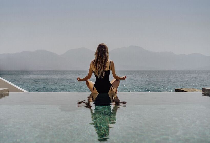 Minos Beach Art Hotel, A Member Of Design Hotels