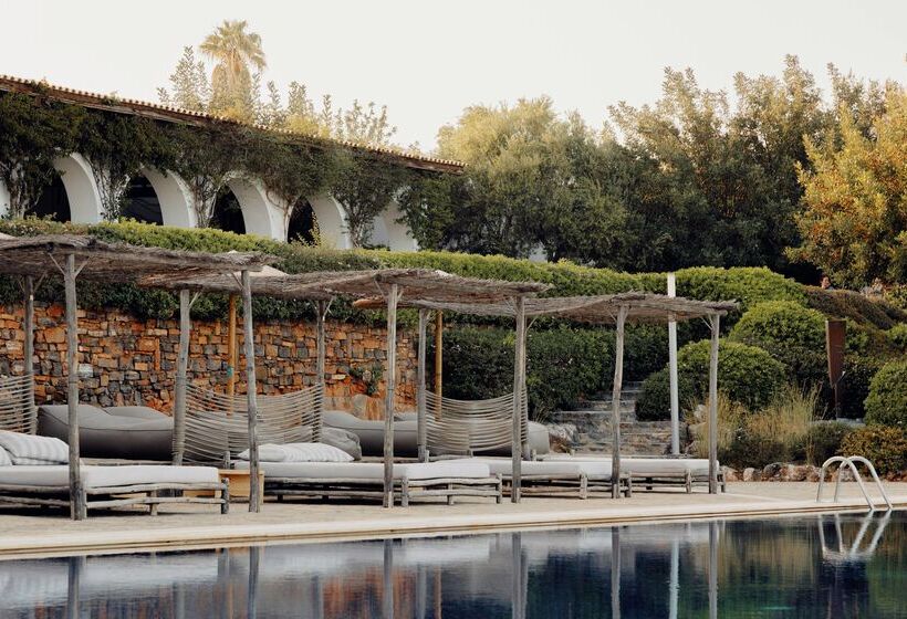Minos Beach Art Hotel, A Member Of Design Hotels