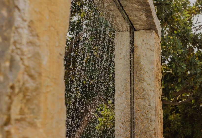 Minos Beach Art Hotel, A Member Of Design Hotels