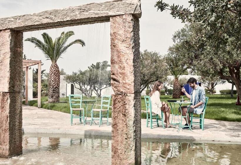 Minos Beach Art Hotel, A Member Of Design Hotels