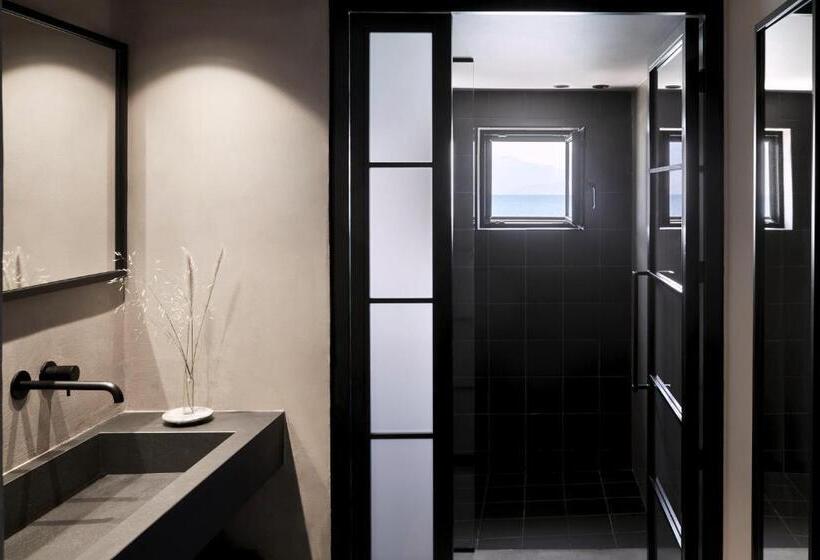 Minos Beach Art Hotel, A Member Of Design Hotels