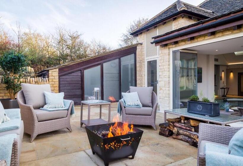 Отель Minster Mill