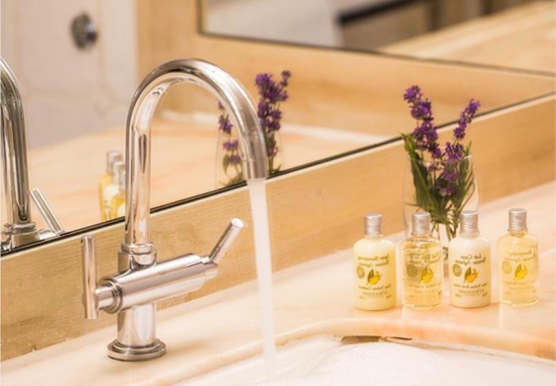 Отель Minster Mill