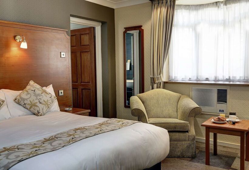 Moor Hall Hotel, Bw Premier Collection