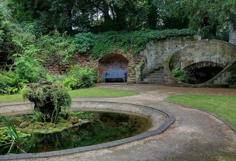 Moor Hall Hotel, Bw Premier Collection