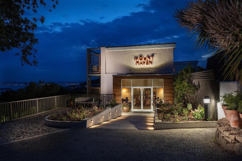 Отель Mount Haven