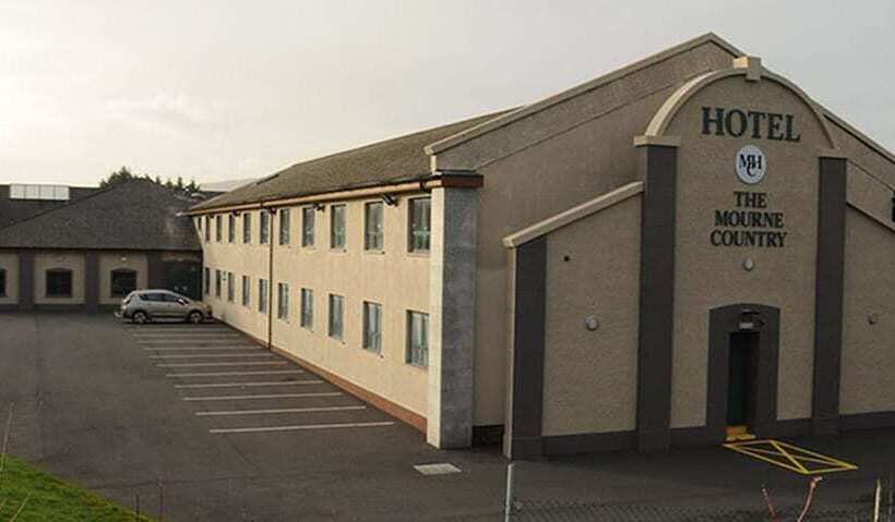 Отель Mourne Country