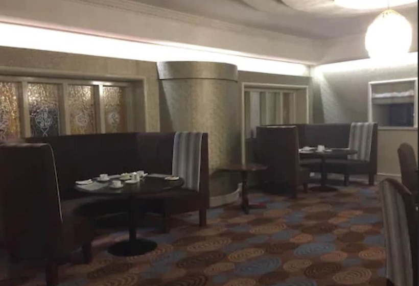 Отель Mourne Country