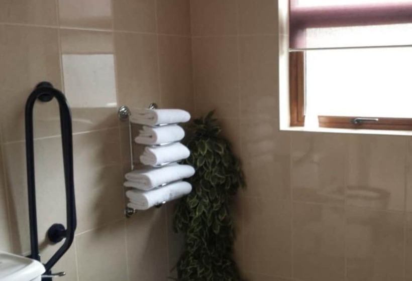 Отель Mourne Country