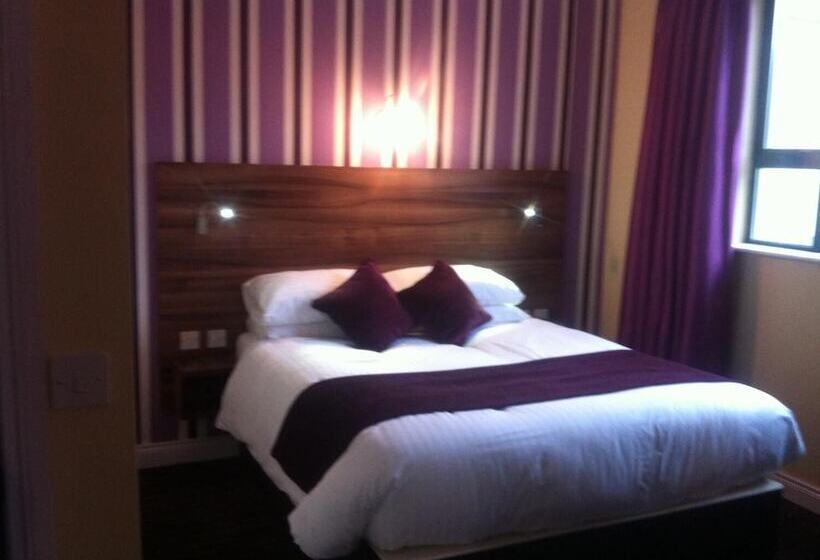 Отель Mourne Country