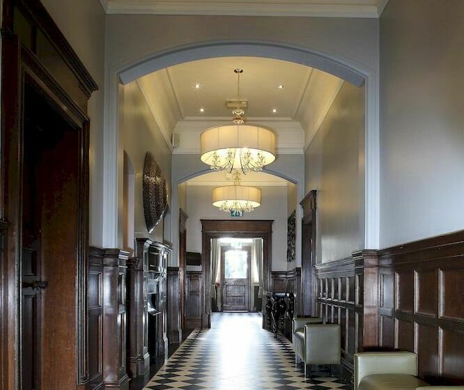 فندق Moxhull Hall