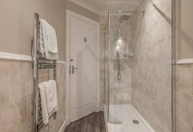 Отель Muthu Newton