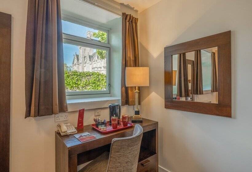 ホテル Muthu Newton