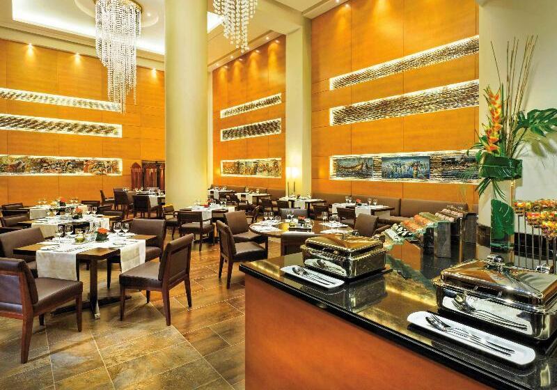 Mövenpick Ambassador Hotel Accra