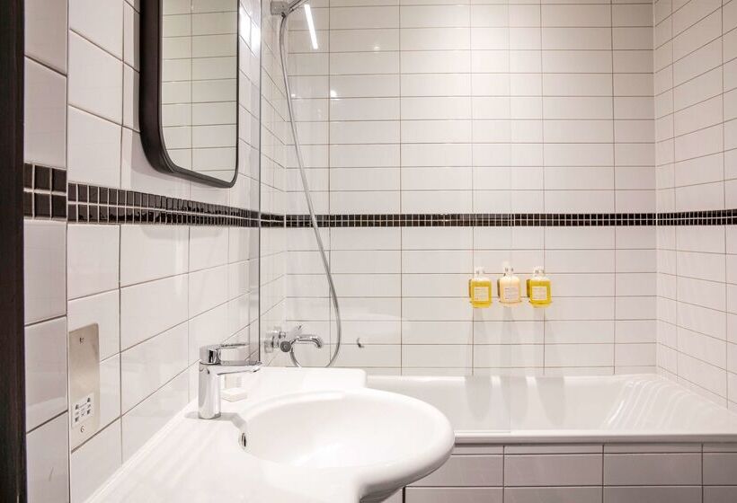 בית מלון כפרי Numa London Bloomsbury