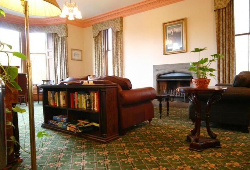 בית מלון כפרי Nethybridge