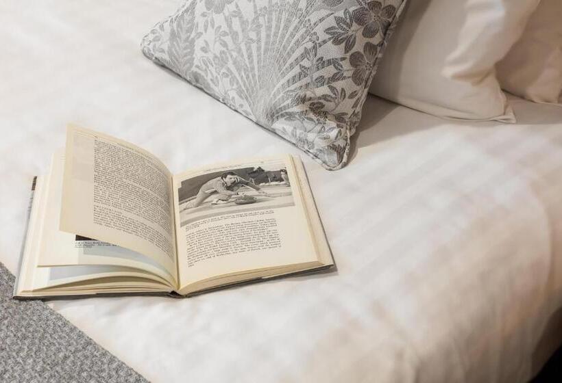 בית מלון כפרי North West Castle