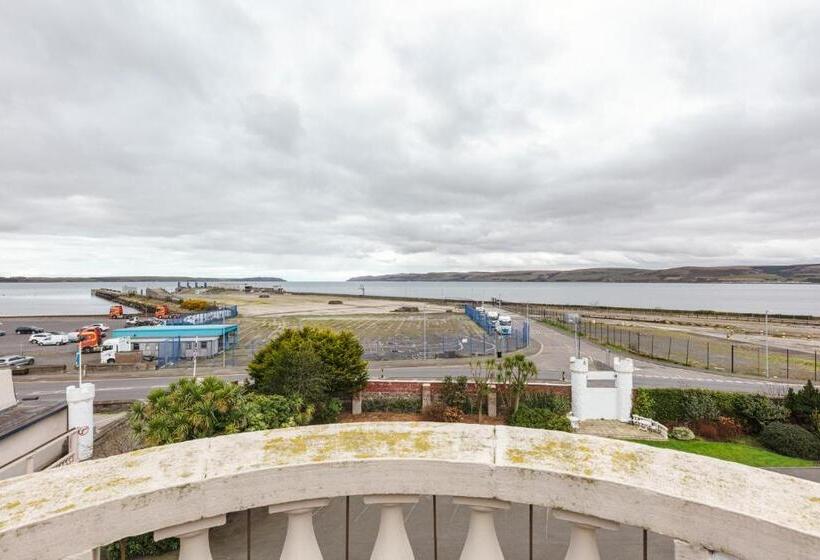 בית מלון כפרי North West Castle