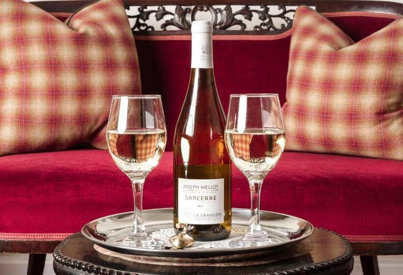 בית מלון כפרי North West Castle