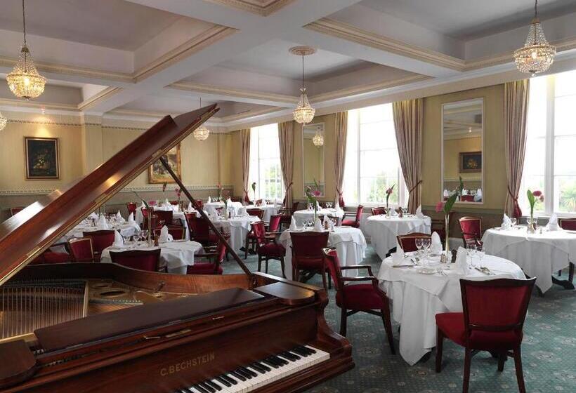 בית מלון כפרי North West Castle