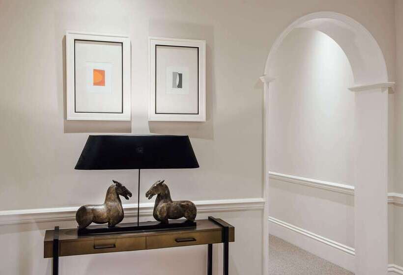 ホテル Oatlands Park