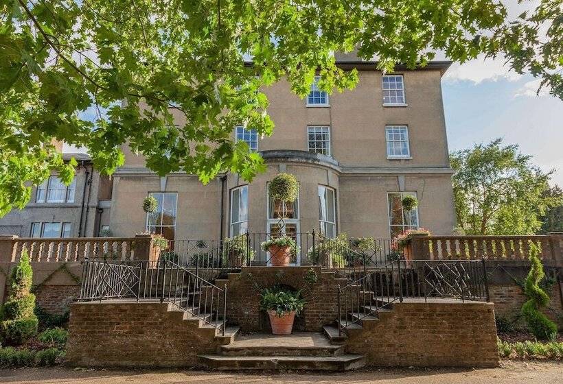 ホテル Oatlands Park