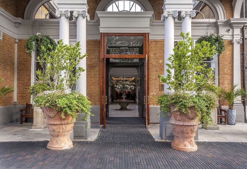 ホテル Oatlands Park