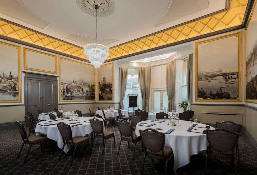 ホテル Oatlands Park